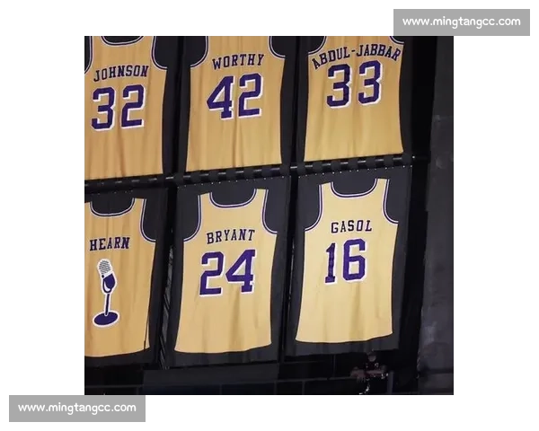 詹皇赛后深情告白！泪洒发布会，究竟说了什么